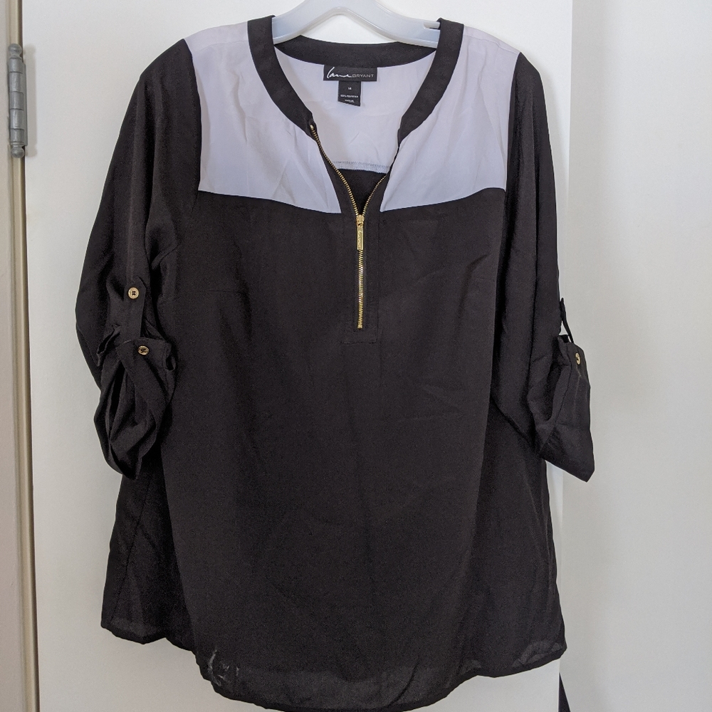 Lane Bryant black and white zippered top
